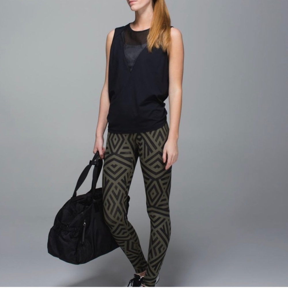 Lululemon Aztec print high rise legging